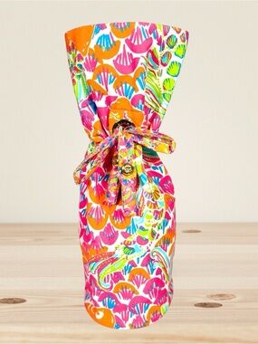 Lilly Pulitzer Wine Tote Gift Bag Fish Koi I'm So Hooked Neon Pink Orange Bright